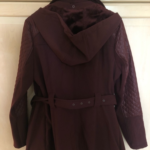 Micheal Kors fall coat - Picture 3 of 4